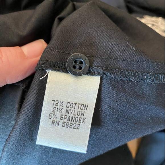 🖤 Pretty Black Embroidered Button-Down - Picture 13 of 14